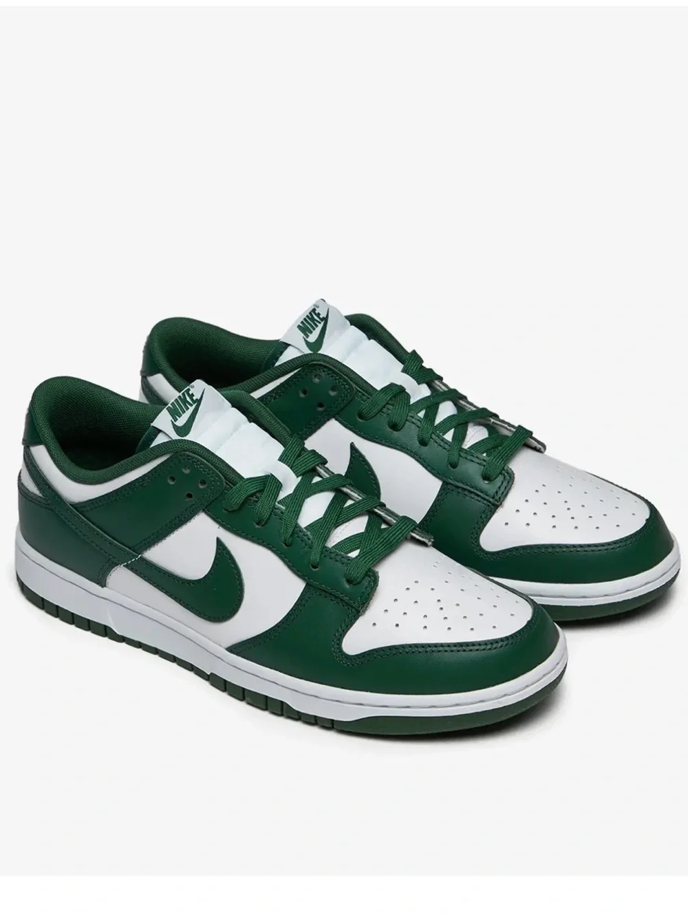 Nike SB Dunk Low “Classic Green” style code 898889-103 US Men’s size 7